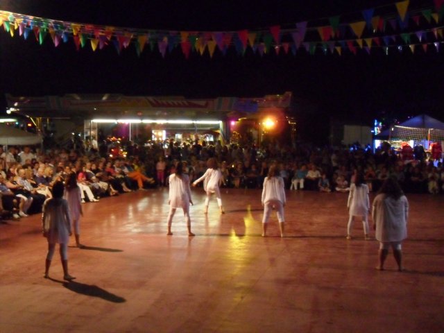 Esibizione Scuola di Ballo L&G Danzando di Oppeano